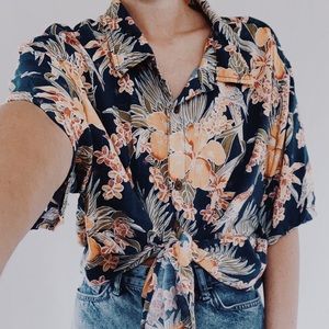 Vintage Hawaiian button up
